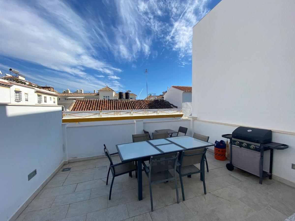 New Townhouse In The Heart Of With Jacuzzi Hébergement de vacances *
