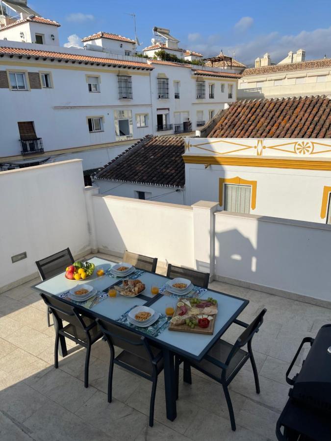 Hébergement de vacances New Townhouse In The Heart Of With Jacuzzi *