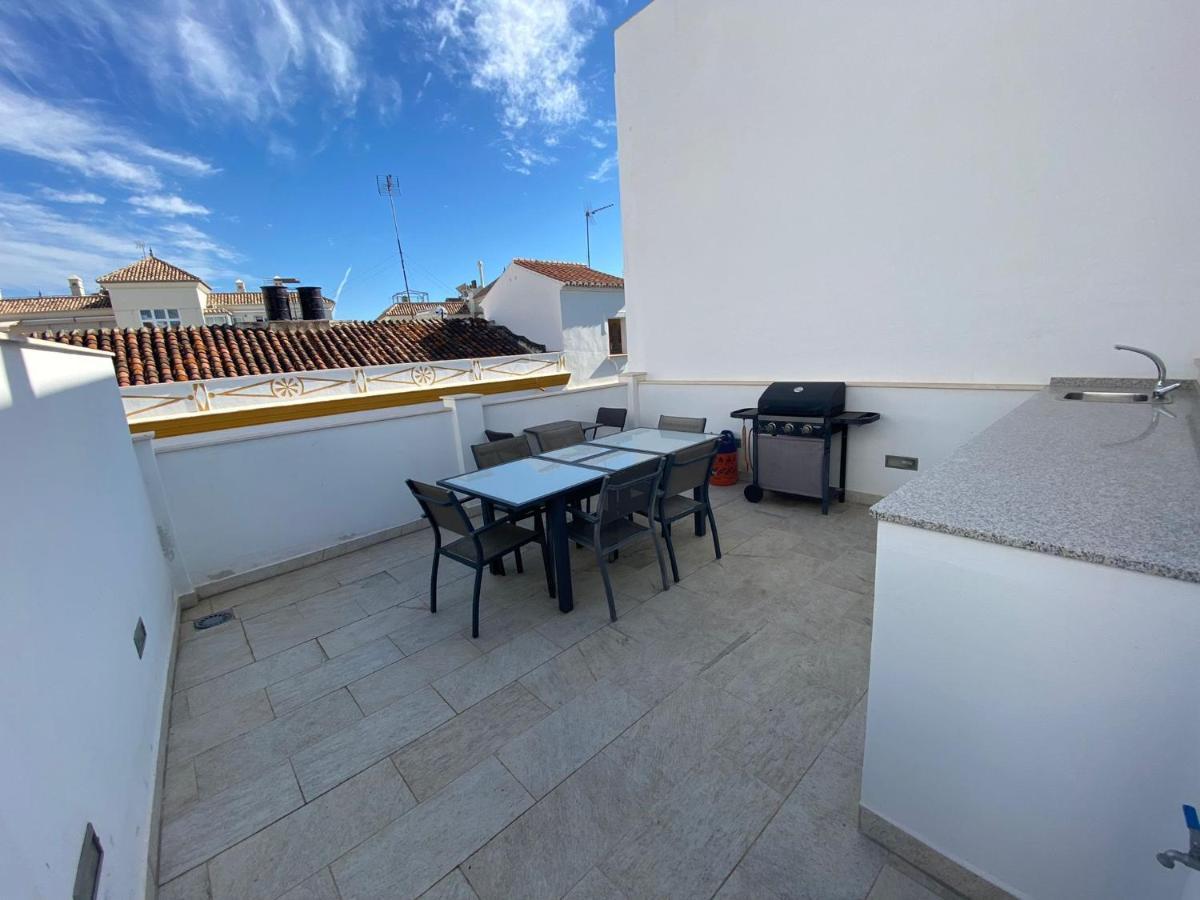 New Townhouse In The Heart Of With Jacuzzi Hébergement de vacances *